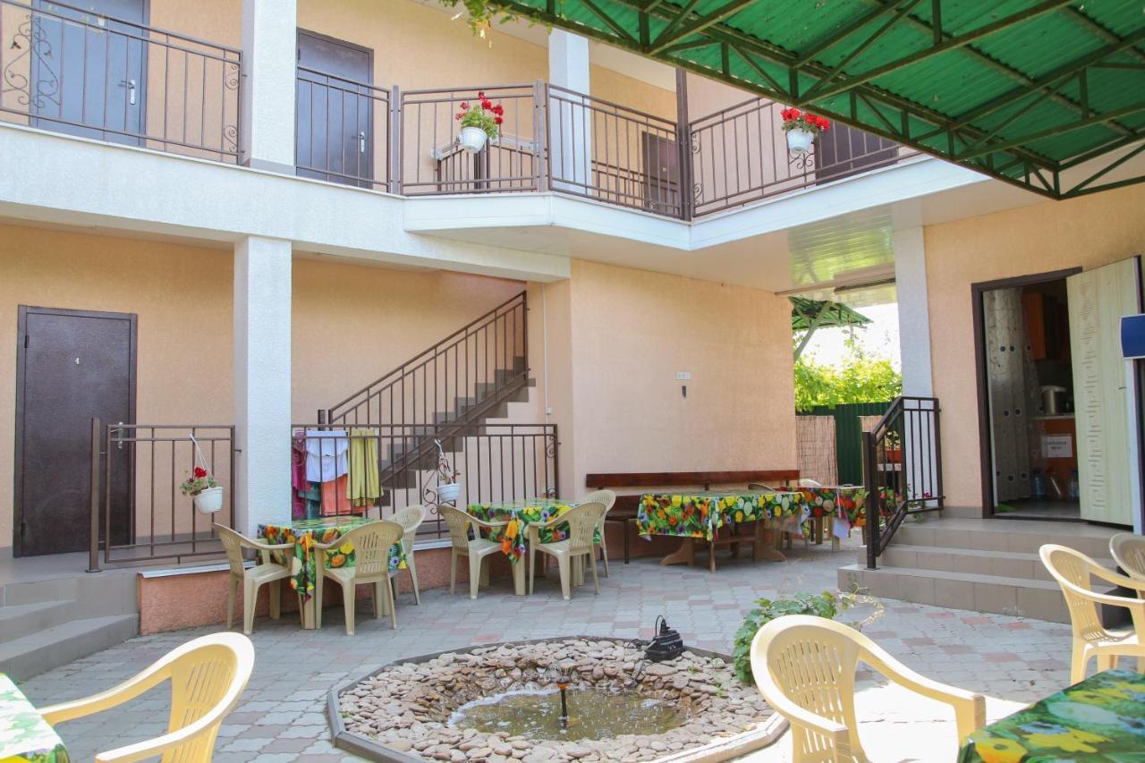 Hotel Kings Zatoka Buitenkant foto